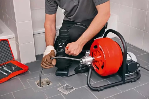 Plombier reparation tuyauterie