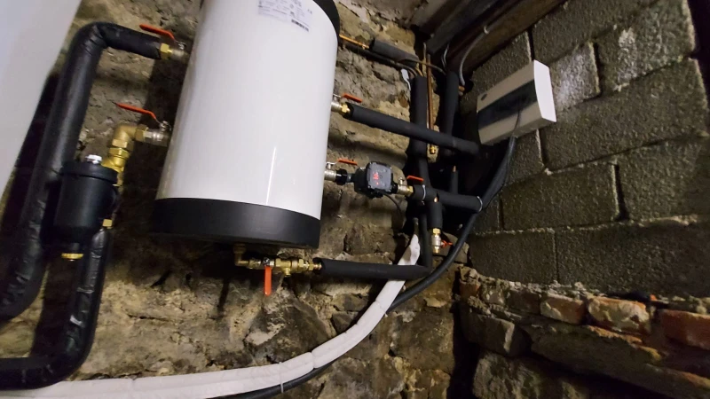 Tuyauterie chauffe eau sous sol