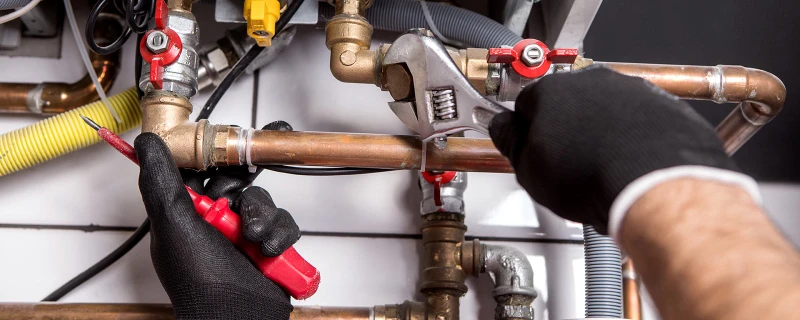 Tuyauterie cuivre vannes robinets